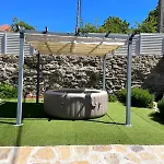 Cantinho D'aldeia - Jacuzzi Holiday home